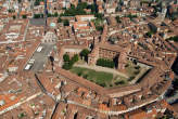 20090702_162837 Piazza Ducale e Castello Sforzesco.jpg